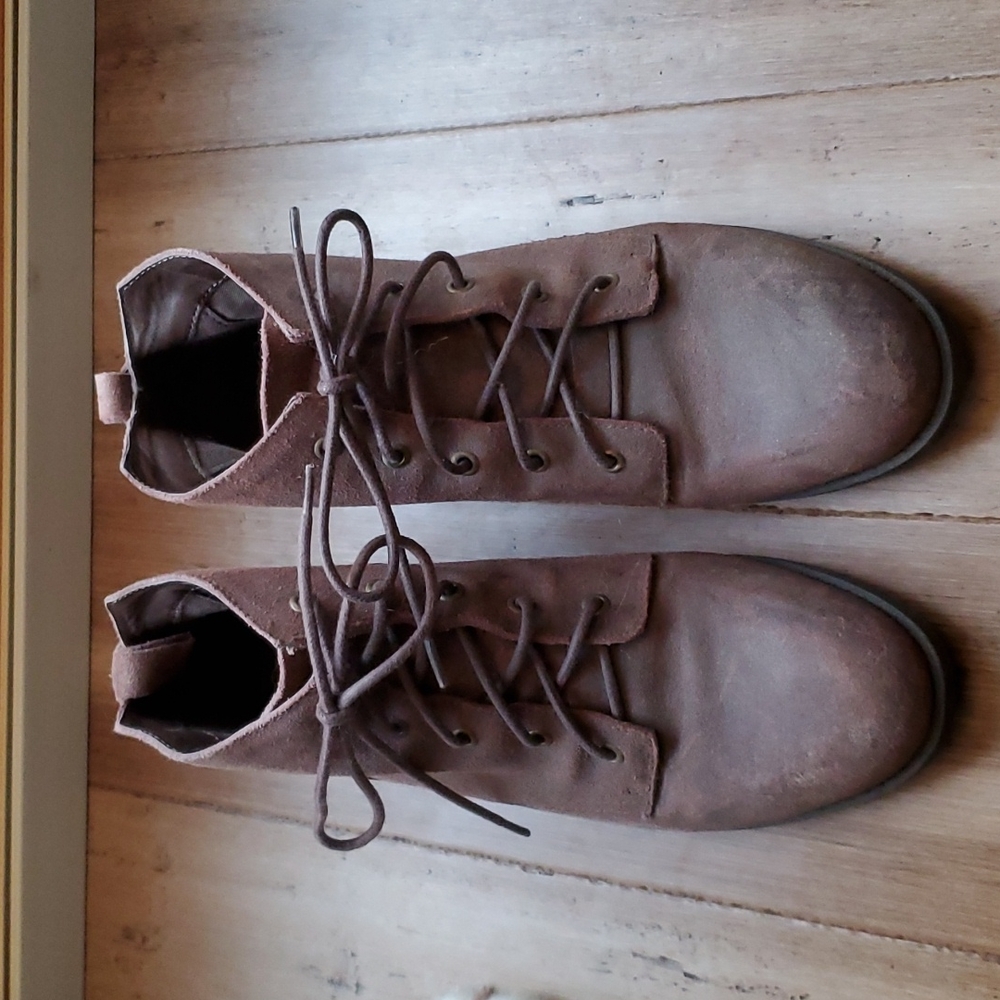 Ankle boots